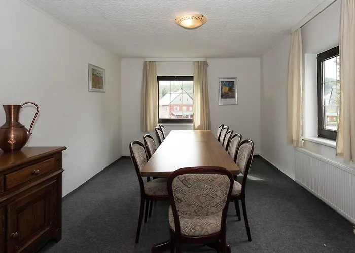 Grand Getaway In Semesterbostad Deutschneudorf